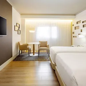 **** Отель Marriott Auditorium & Conference Center Испания